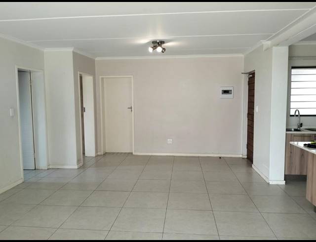 3 BEDROOM PROPERTY TO RENT IN LOUWLARDIA